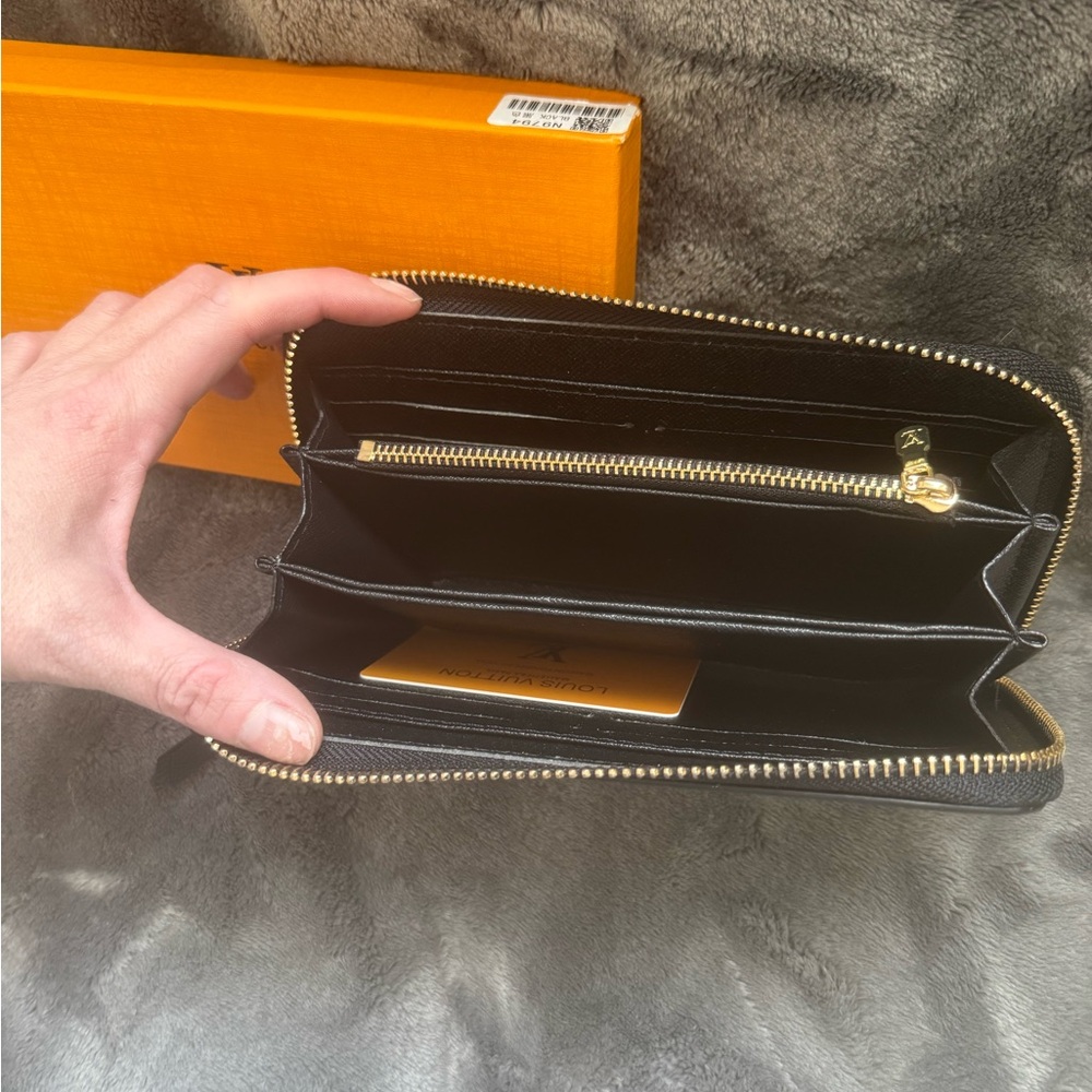 Single Zip Wallet